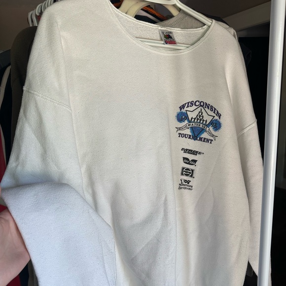 Retro White Crewneck - Picture 2 of 3
